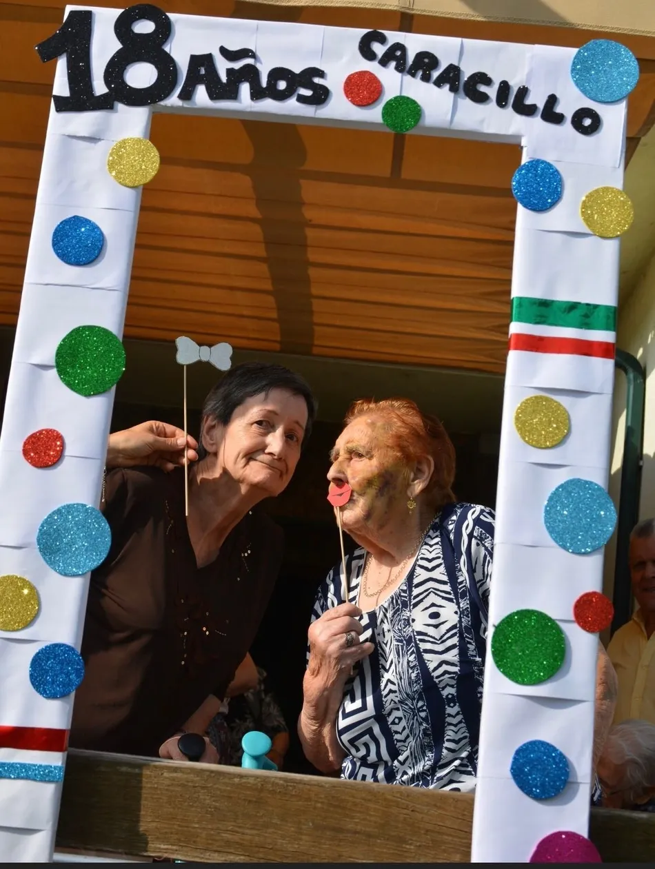 Foto 2 - La Residencia Caracillo festeja su 18&ordm; cumplea&ntilde;os  