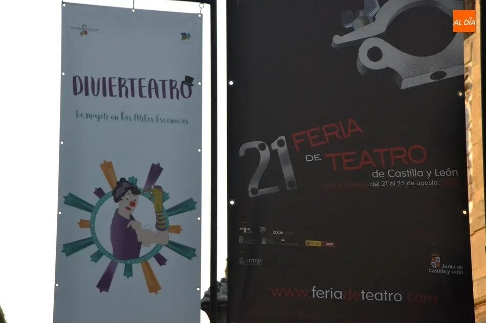 Foto 3 - La Plazuela del Buen Alcalde, en plena mutaci&oacute;n para la Feria de Teatro  