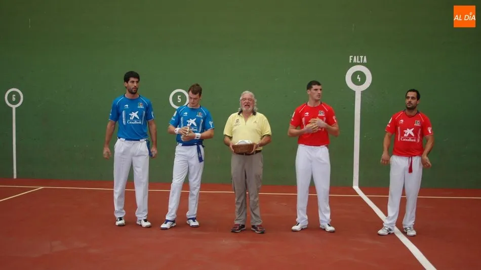 La pelota a mano protagoniza una nueva jornada festiva en Sardón de los Frailes  