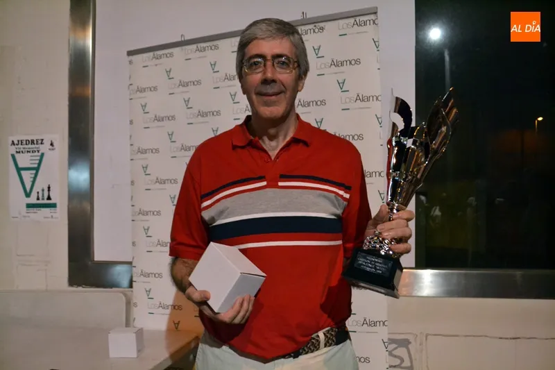 Foto 4 - Manuel Galindo se lleva un disputado VII Memorial Mundy de Ajedrez