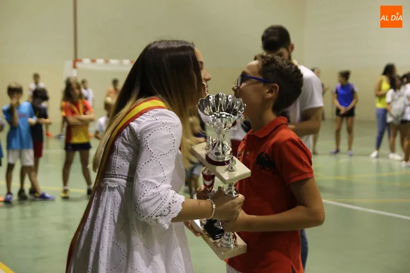 Foto 6 - Construcciones Alfayate se lleva el torneo &lsquo;32 horas de f&uacute;tbol sala&rsquo;