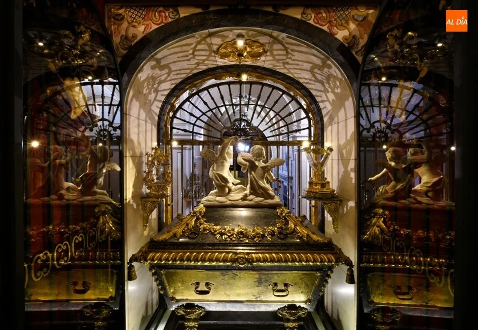 Sepulcro de Santa Teresa en Alba. Foto: Oscar García