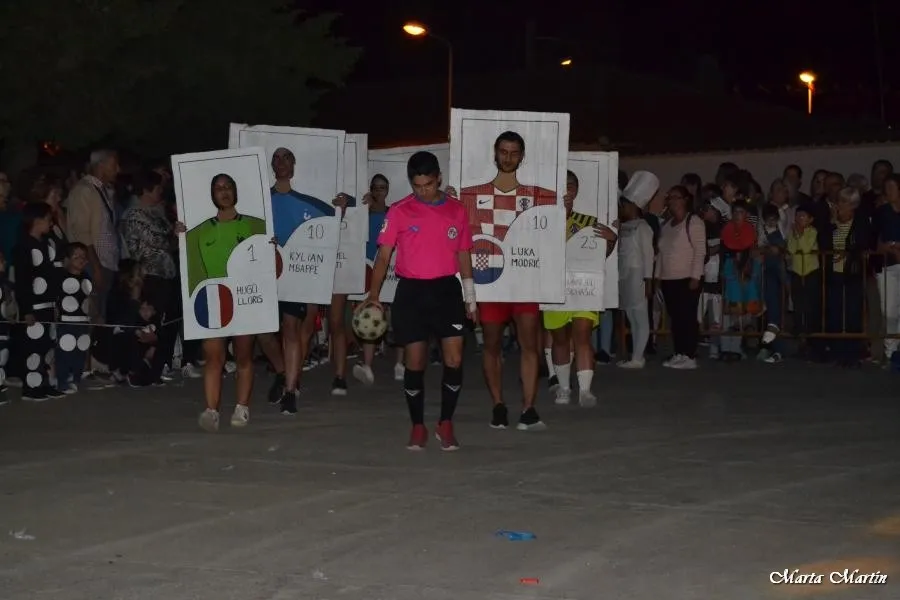 Foto 6 - Las fiestas mantienen el ritmo con deporte y concurso de disfraces