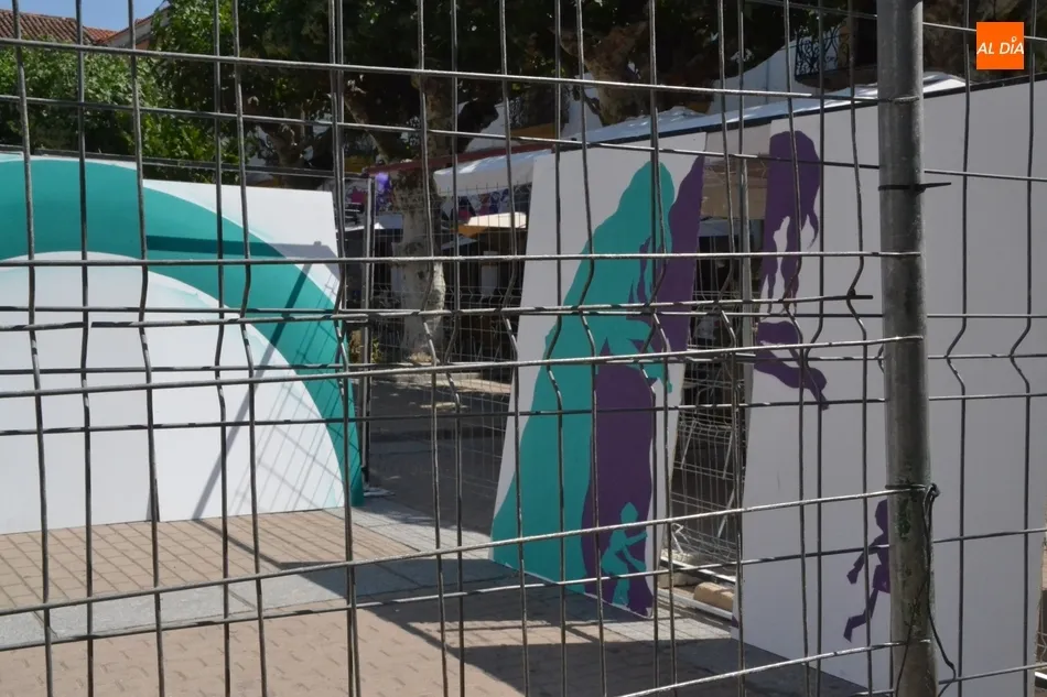 Foto 9 - D&iacute;as de Feria: Explosi&oacute;n de estrellas de colores en la Plazuela del Buen Alcalde  