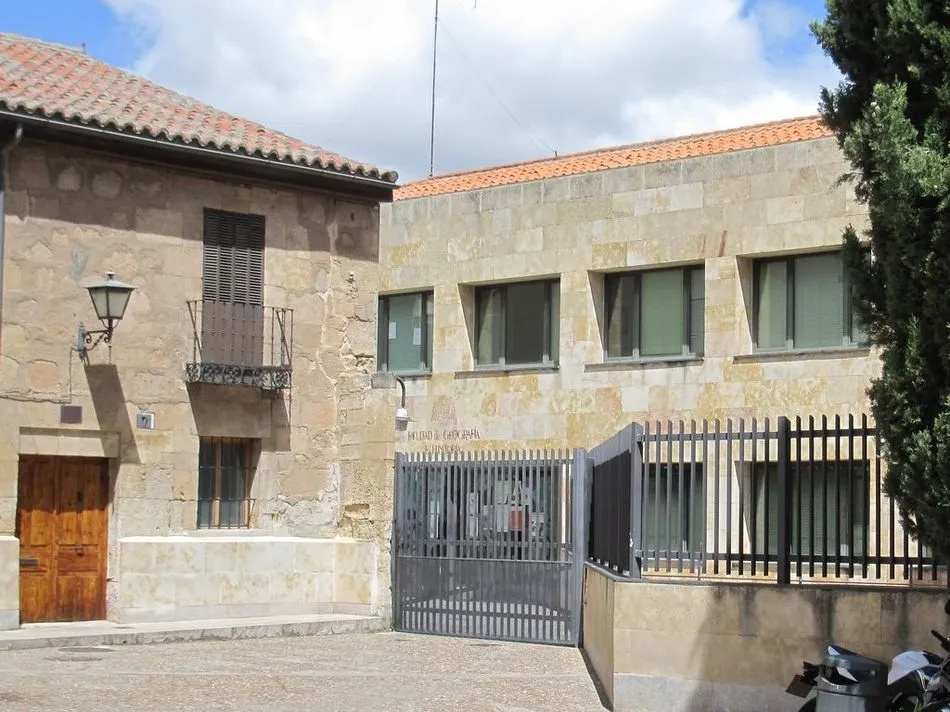Foto 9 - Ciudadanos por la Defensa del Patrimonio advierte de la falta de horario de visita en algunos...