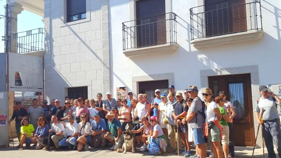 Foto de familia de los participantes de la ruta