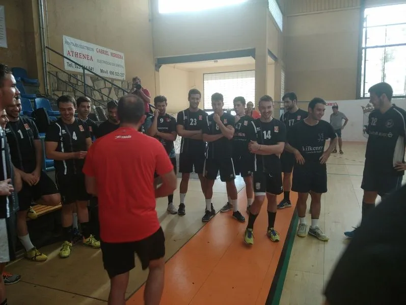 Foto 11 - El Club de Balonmano Ciudad de Salamanca inicia sus entrenamientos de pretemporada  