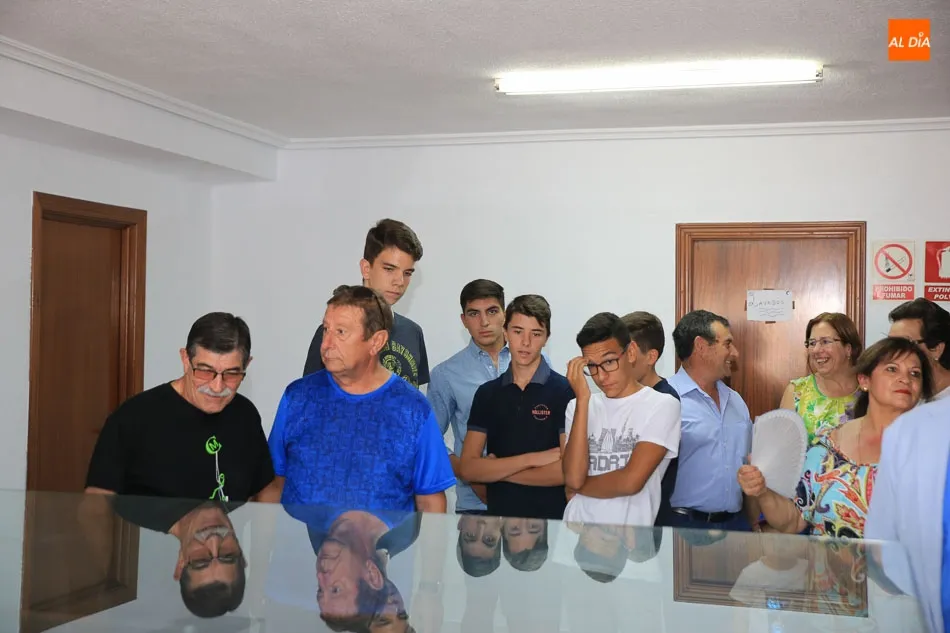 Foto 2 - Gomecello inaugura su nuevo Ayuntamiento con la presencia del presidente, la alcaldesa y concejales ...