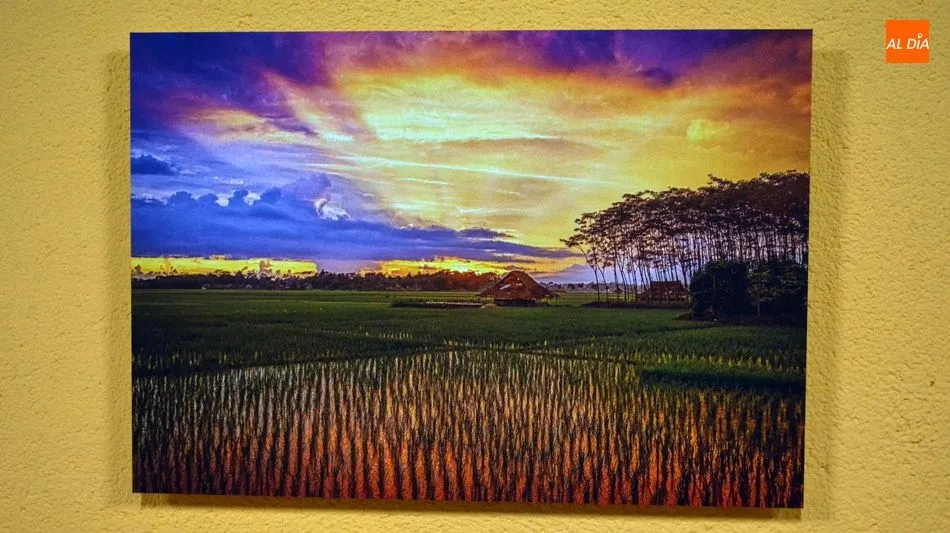 Foto 9 - Abierta la exposici&oacute;n fotogr&aacute;fica &ldquo;Luces de una vuelta al mundo en bicicleta&rdquo;