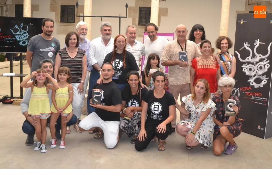 Entregados con varios toques emotivos los 7º Premios Rosa María García Cano  