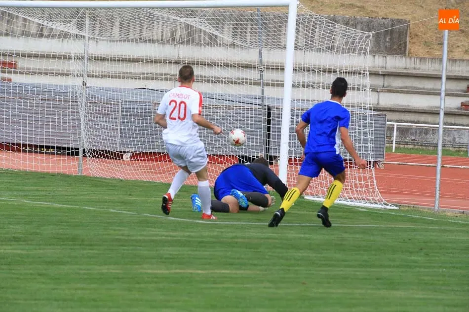 Foto 6 - Salamanca UDS B y Hergar firman tablas en un partido t&iacute;pico de pretemporada (1-1)