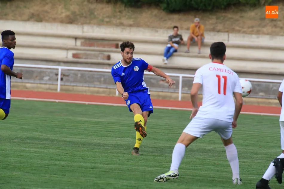 Foto 5 - Salamanca UDS B y Hergar firman tablas en un partido t&iacute;pico de pretemporada (1-1)