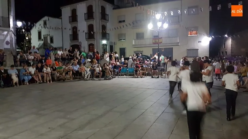 Foto 10 - Los mayores ledradenses celebran a San Roque