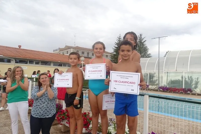 Foto 10 - Alba de Tormes celebra con &eacute;xito el decimosexto campeonato de nataci&oacute;n  