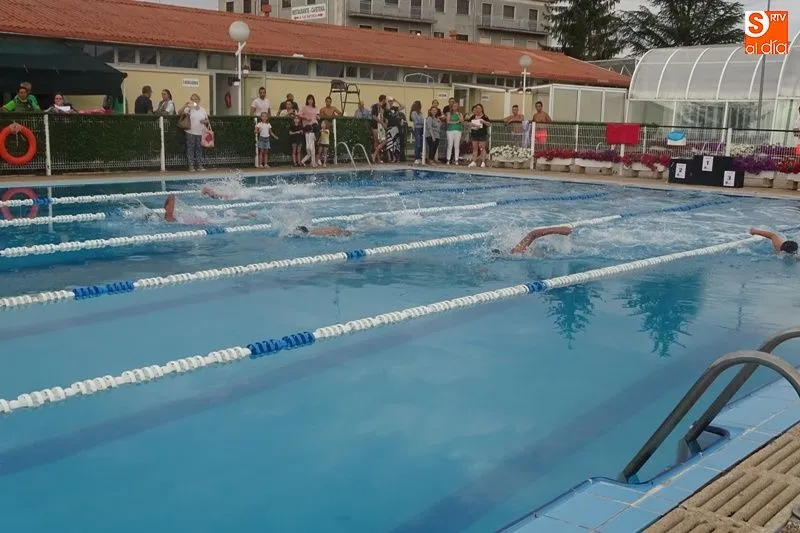 Foto 8 - Alba de Tormes celebra con &eacute;xito el decimosexto campeonato de nataci&oacute;n  