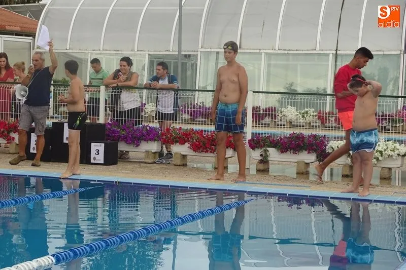 Foto 7 - Alba de Tormes celebra con &eacute;xito el decimosexto campeonato de nataci&oacute;n  
