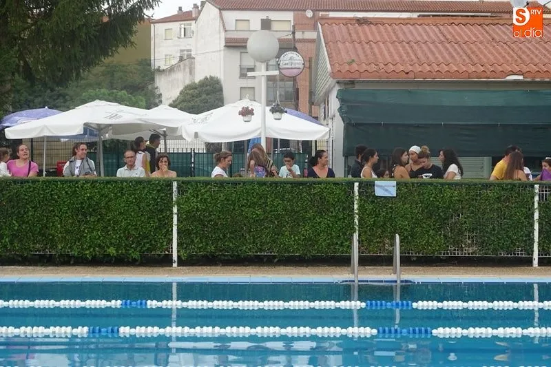 Foto 2 - Alba de Tormes celebra con &eacute;xito el decimosexto campeonato de nataci&oacute;n  