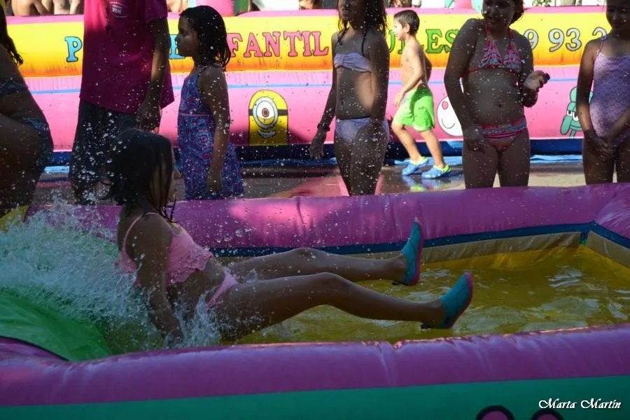 Foto 10 - Final de fiestas pasado por agua