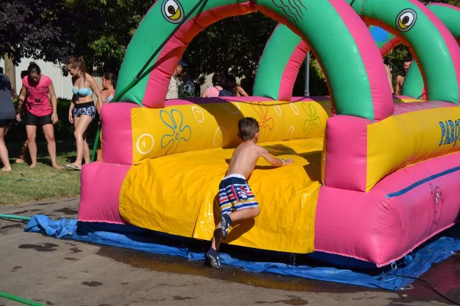 Foto 7 - Final de fiestas pasado por agua