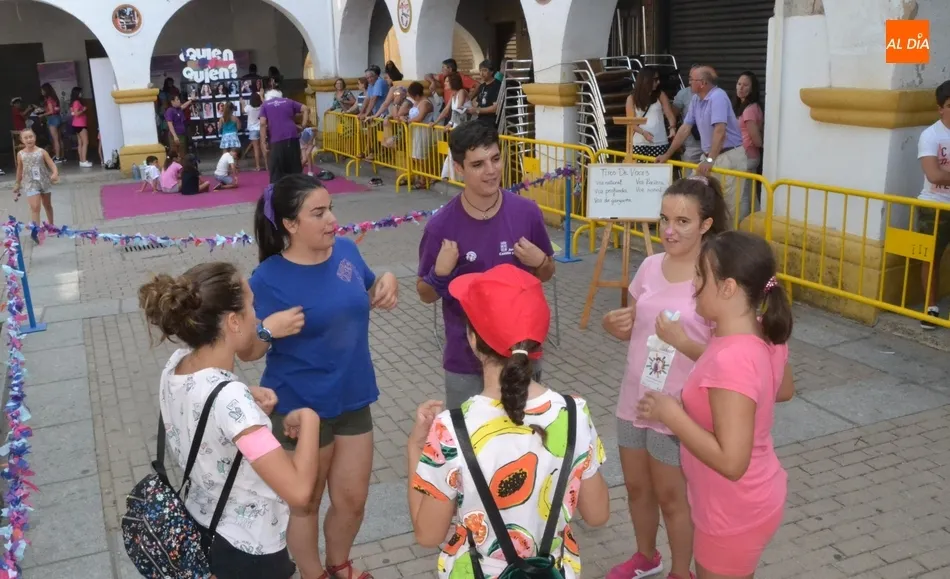 Foto 7 - Los novedosos talleres colectivos del Divierteatro dirigidos por mujeres despiertan gran curiosidad ...