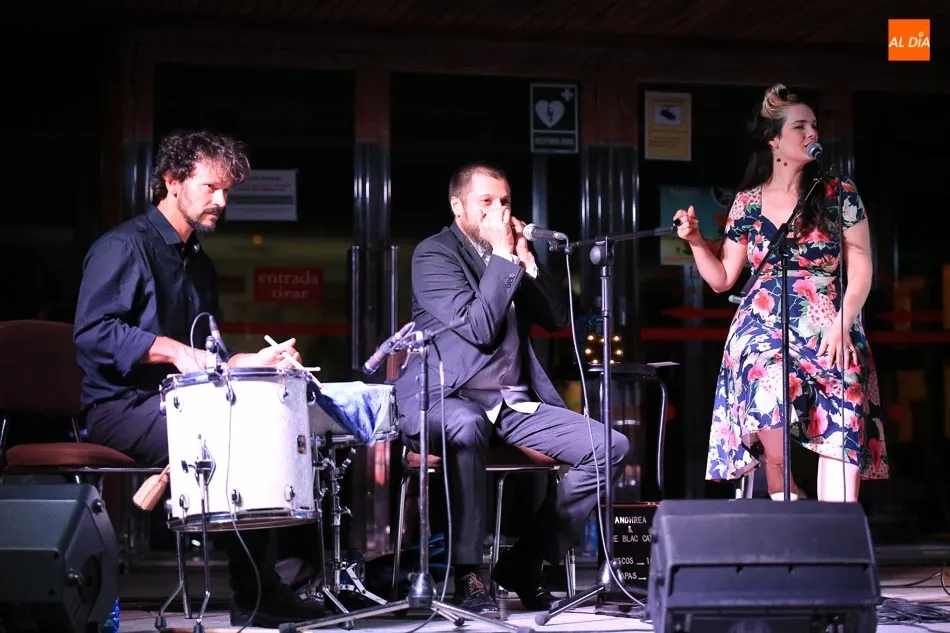 Foto 5 - Andhrea & The Blazck Cats ponen el broche de oro al Festival Verano se escribe con Blues
