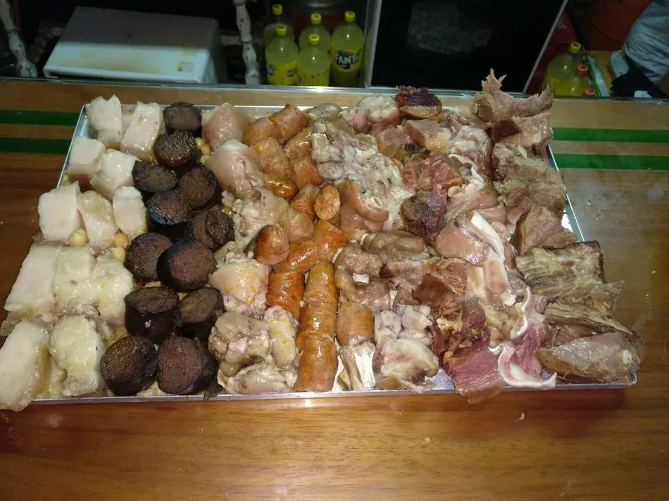 Foto 4 - Buena comida y diversi&oacute;n para celebrar el cumplea&ntilde;os de Manolo en Vitigudino  