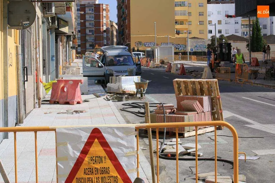 Foto 4 - Las obras de la calle Alfonso de Castro concluir&aacute;n en oto&ntilde;o