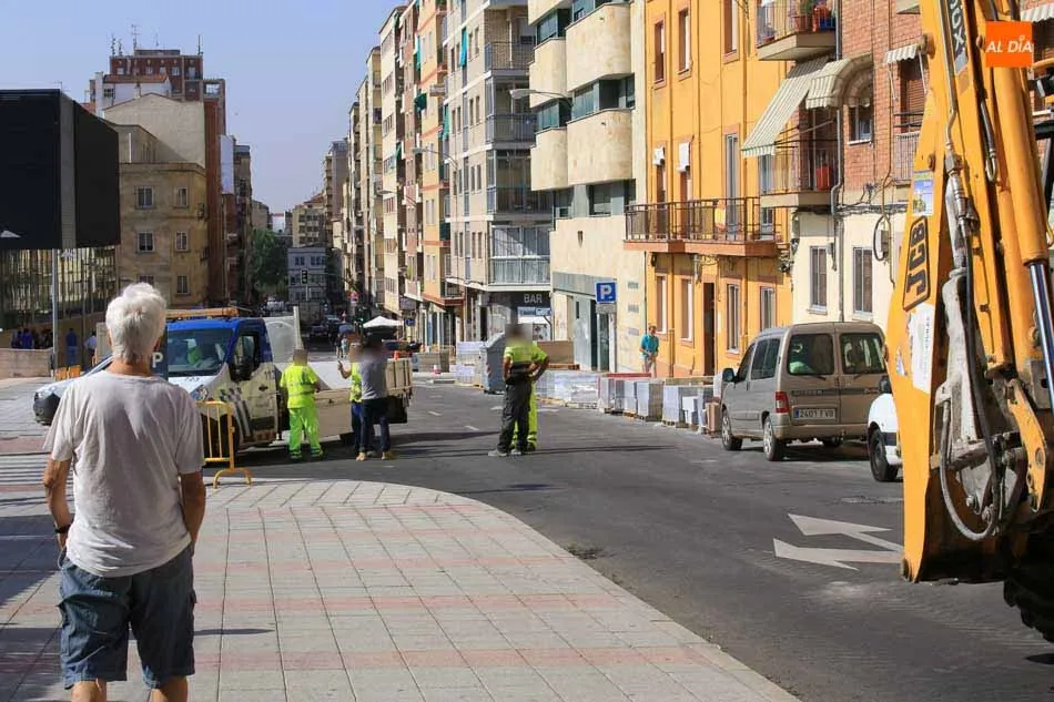 Foto 3 - Las obras de la calle Alfonso de Castro concluir&aacute;n en oto&ntilde;o