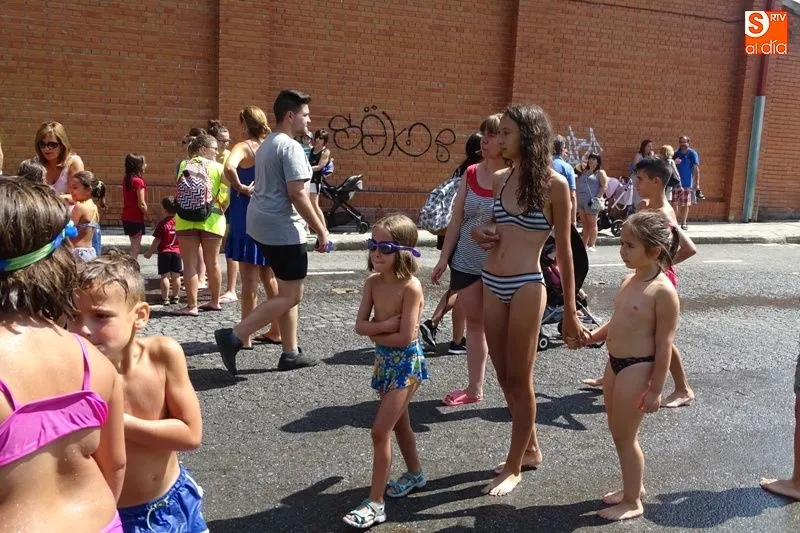 Foto 8 - Comienzan las fiestas con un parque acu&aacute;tico terrestre  