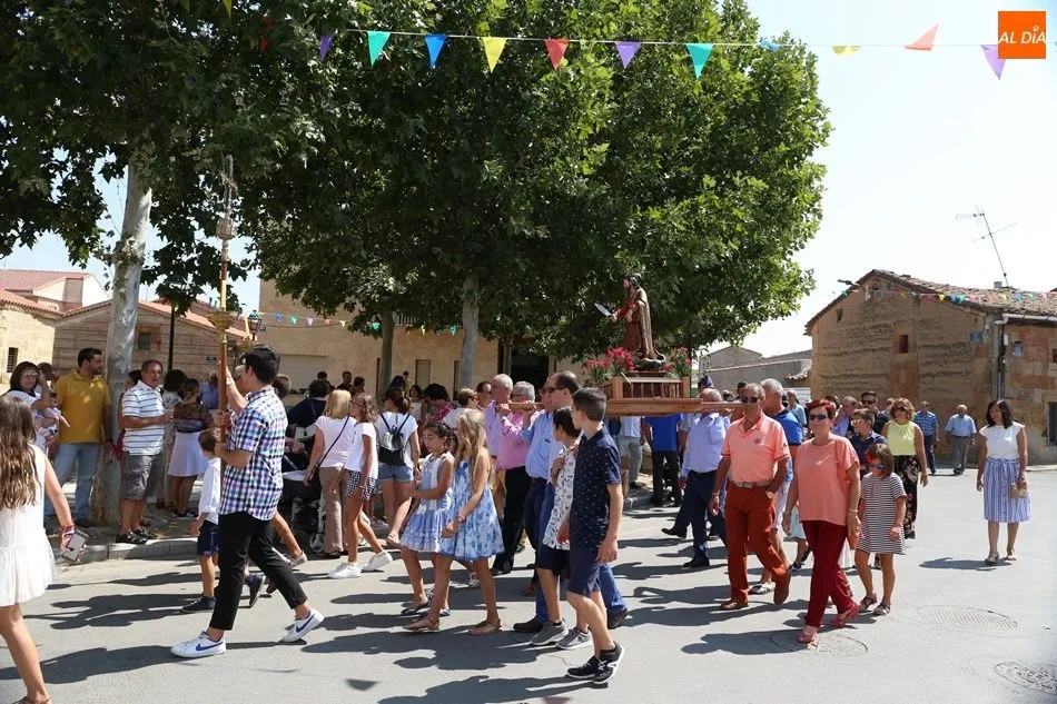 Foto 8 - Huerta rinde honores a San Bartolom&eacute; en el d&iacute;a grande de las fiestas  
