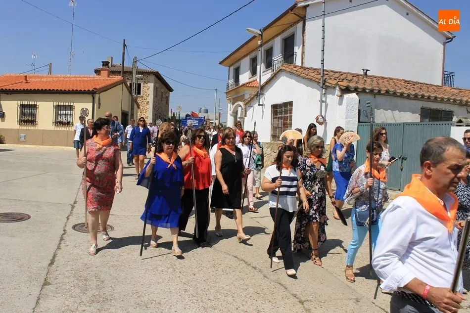 Foto 10 - Bailes y tradici&oacute;n para honrar a San Bartolom&eacute; en Golpejas