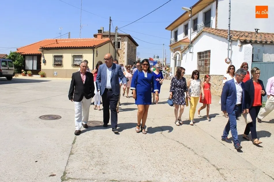 Foto 7 - Bailes y tradici&oacute;n para honrar a San Bartolom&eacute; en Golpejas