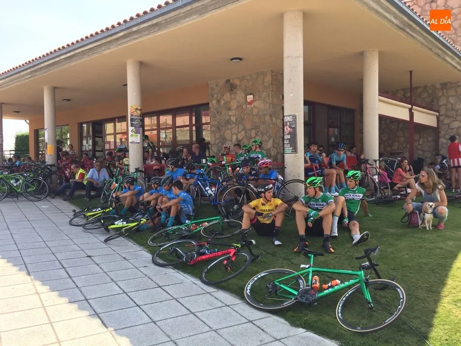 Foto 3 - Sard&oacute;n de los Frailes, punto de partida de la segunda etapa de la Vuelta a Salamanca