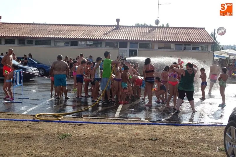 Foto 8 - Una batalla&nbsp;pasada por agua  