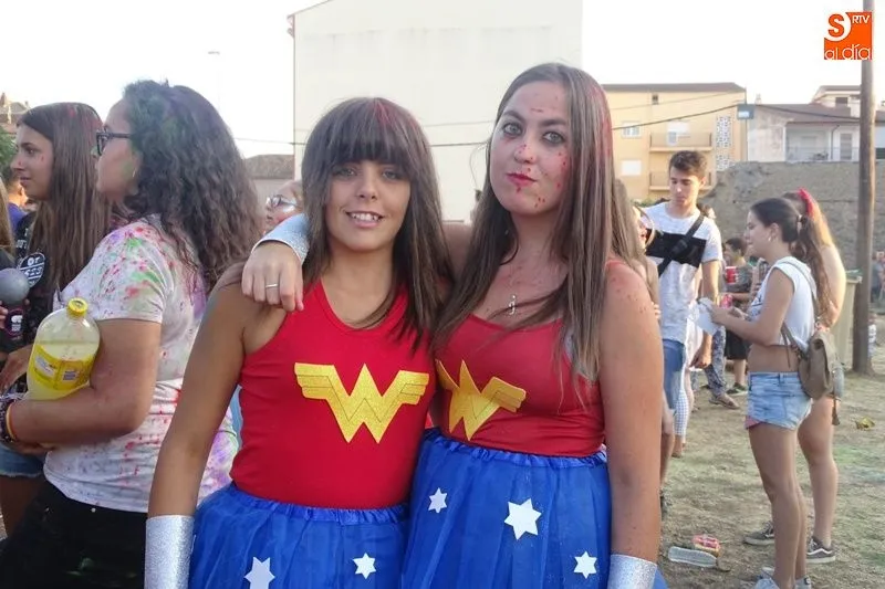 Foto 4 - El chupinazo da la bienvenida a las fiestas de la Transverberaci&oacute;n  