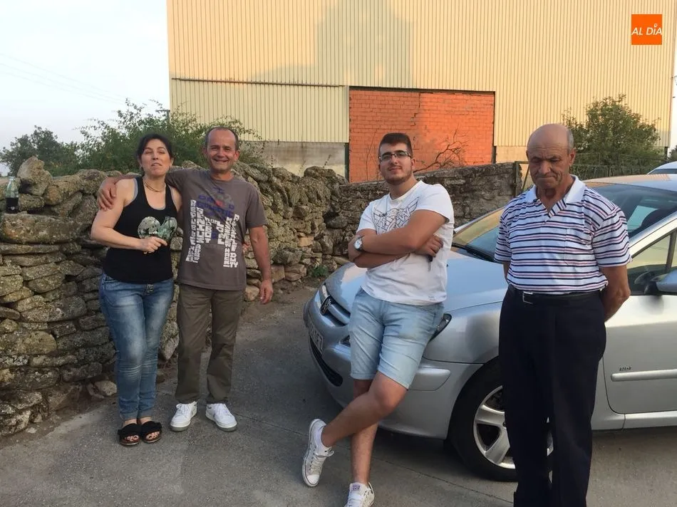 Foto 2 - Ahigal de Villarino inicia las fiestas con una suculenta parrillada  