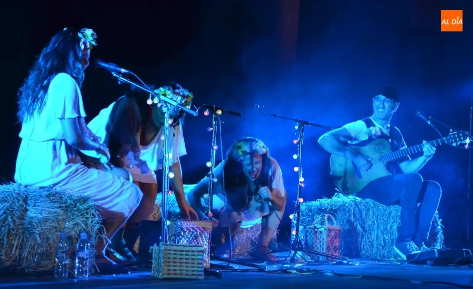 Foto 7 - Los Sitios abre sus puertas a la m&uacute;sica con las originales versiones de las gallegas De Vacas  
