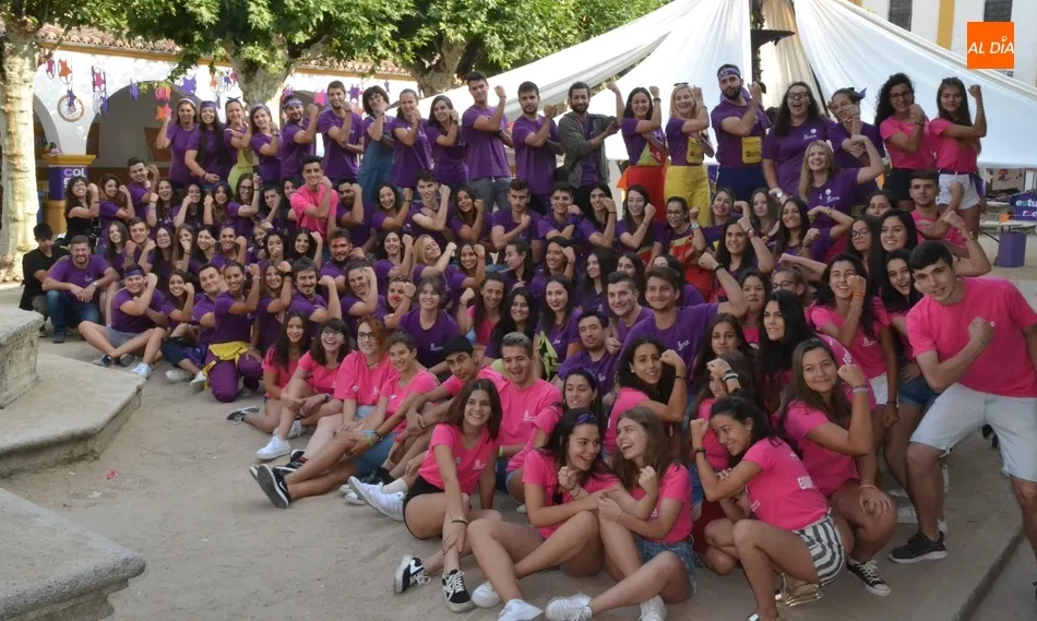 Misión cumplida para la gran familia del Divierteatro  