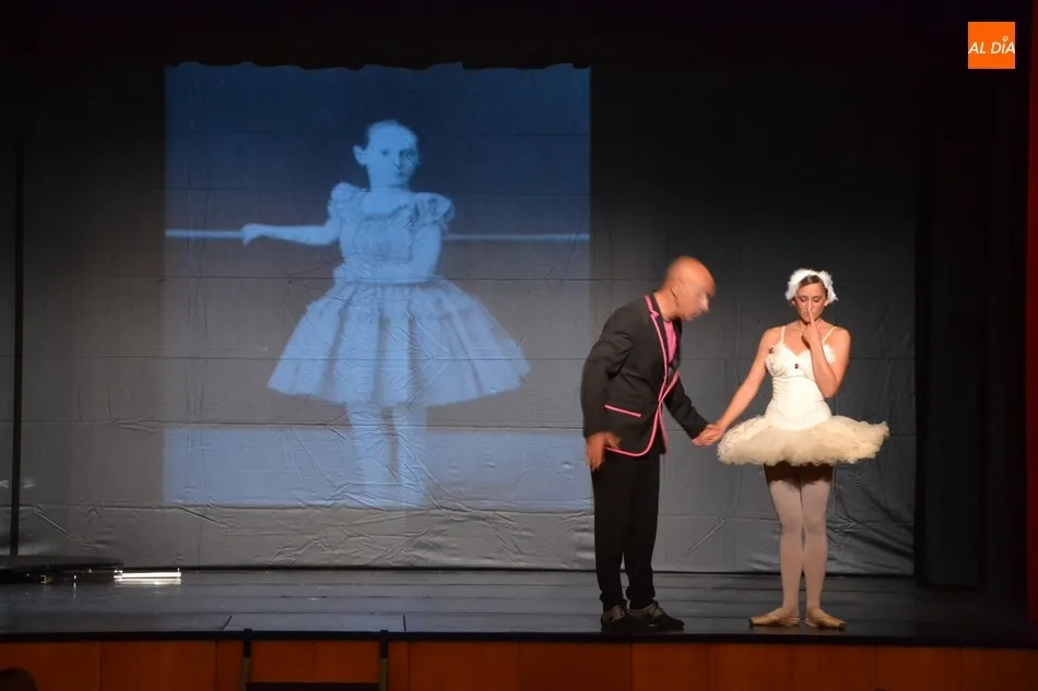Foto 2 - El Ballet Contempor&aacute;neo de Burgos repasa estilos de baile con la participaci&oacute;n del p&uacute;blico  