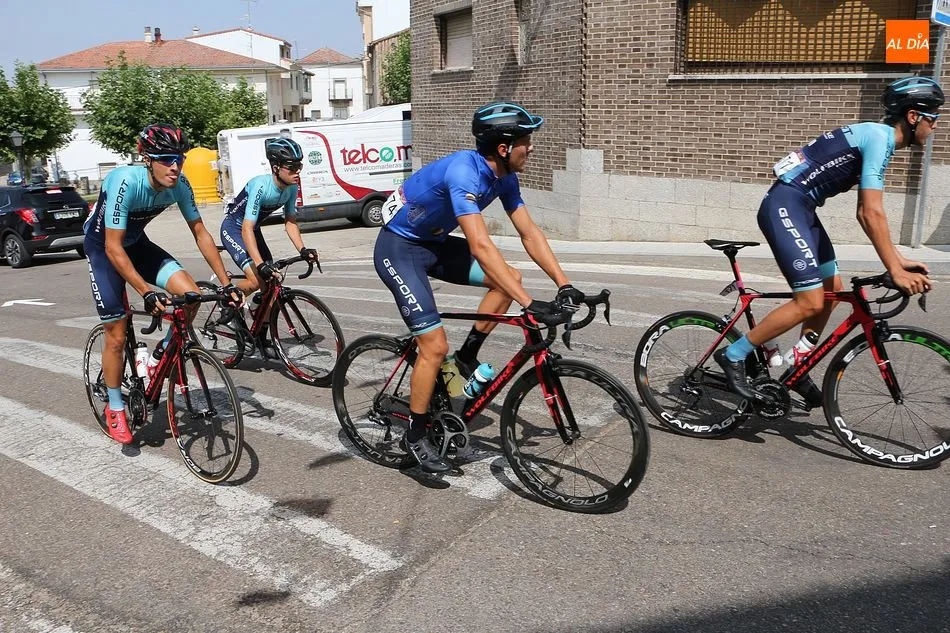Foto 10 - La Vuelta a Salamanca afronta ya su etapa reina