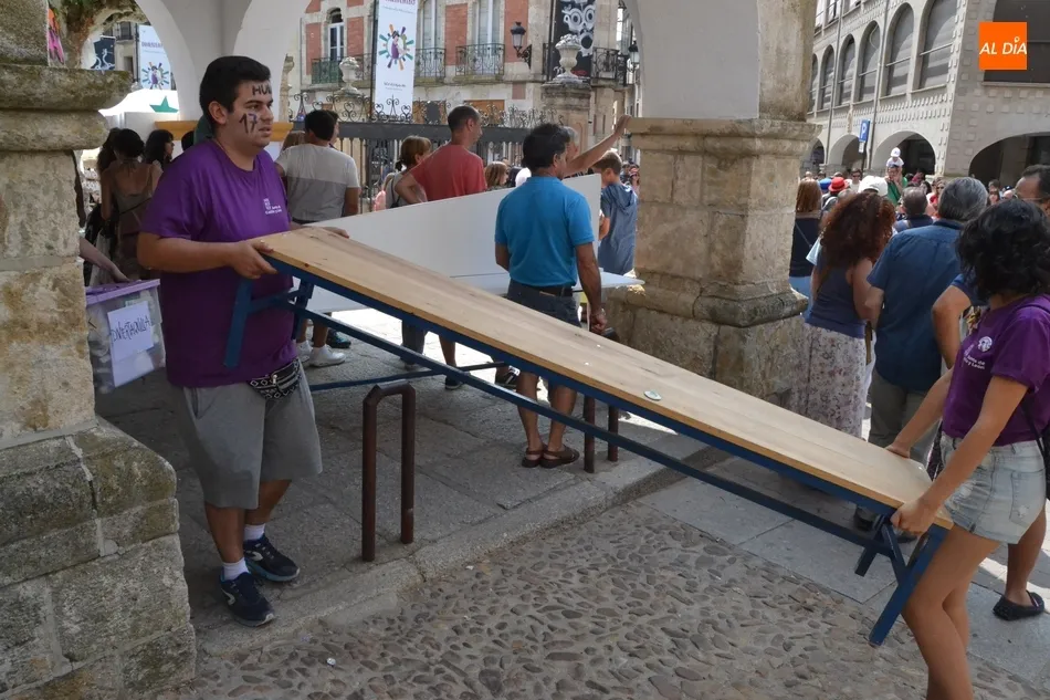 Foto 9 - Procesi&oacute;n de despedida para dar por concluido el Divierteatro  