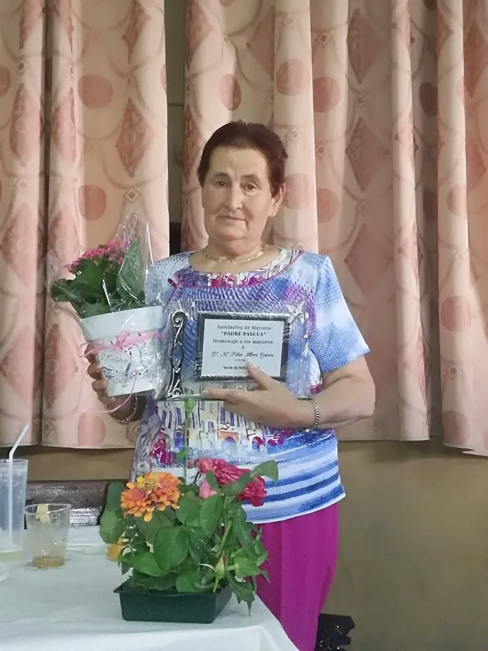 Foto 4 - La Asociaci&oacute;n de Mayores &lsquo;Padre Pascua&rsquo; celebra su fiesta anual  