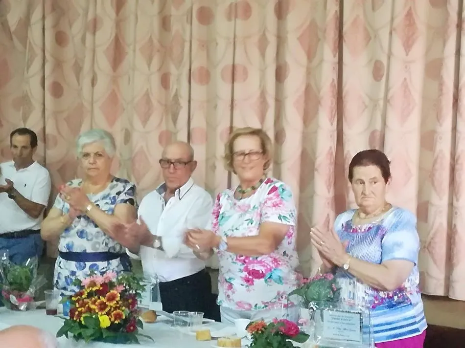 Foto 3 - La Asociaci&oacute;n de Mayores &lsquo;Padre Pascua&rsquo; celebra su fiesta anual  
