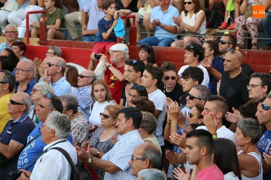 Foto 8 - Varios miles de personas dicen en Villavieja &ldquo;No a la mina&rdquo;  