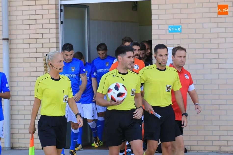 Foto 6 - Unionistas CF entrenar&aacute; en Villoruela este s&aacute;bado