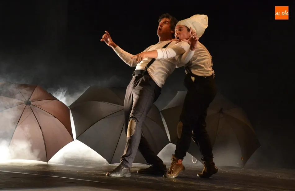 Foto 4 - Divertid&iacute;sima versi&oacute;n de la historia de las apariciones de F&aacute;tima a cargo de Perip&eacute;cia Teatro  