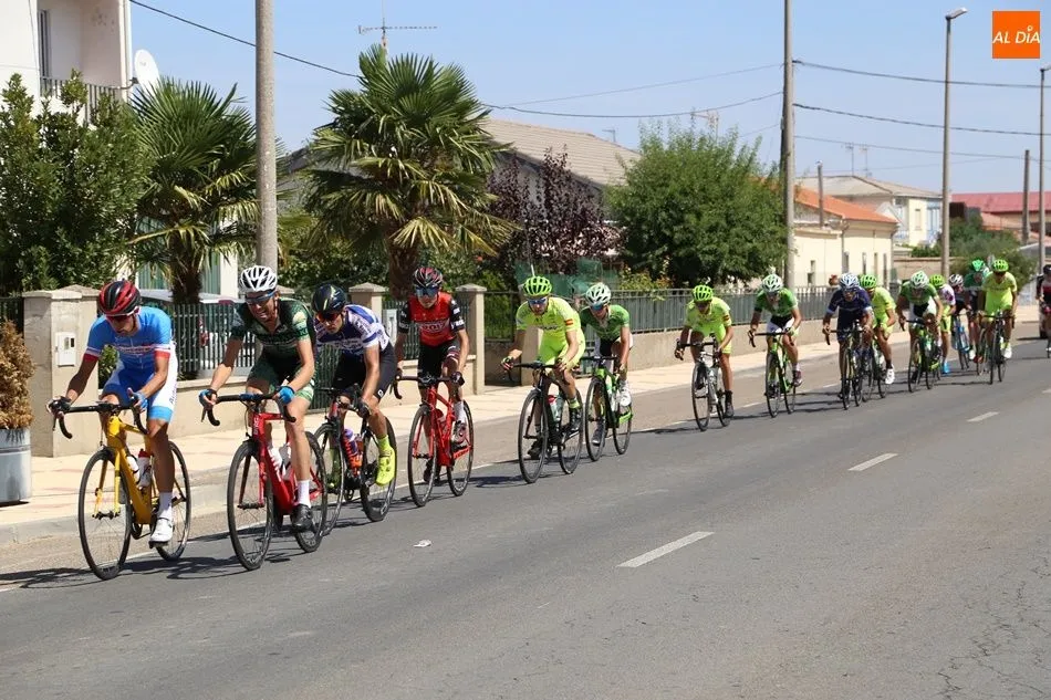 Foto 5 - El ciclismo llega a Las Villas con la Vuelta a Salamanca