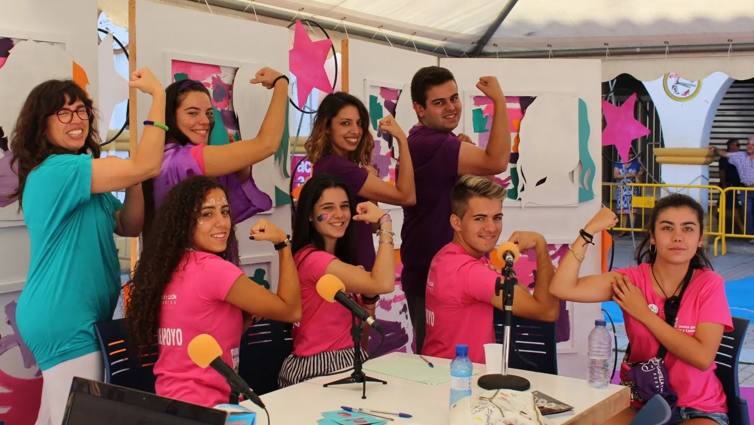 Disponibles las entrevistas realizadas por los jóvenes del Divierteatro durante la Feria  