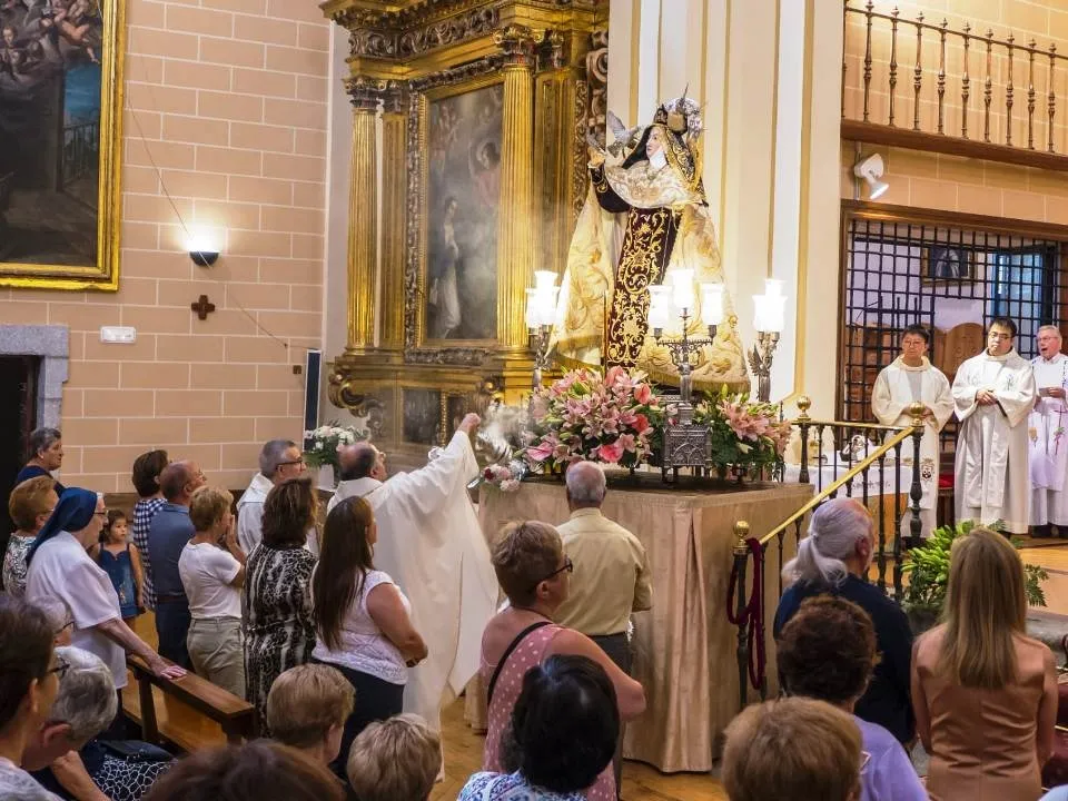 Foto 2 - "A trav&eacute;s de la herida de su coraz&oacute;n, Dios derram&oacute; en su alma torrentes de fuerza espiritual"  