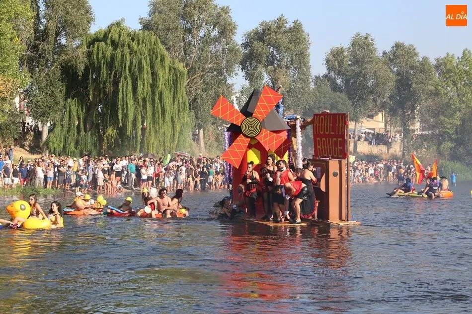 Foto 4 - Los &lsquo;OFNIS&rsquo; surcan el Tormes
